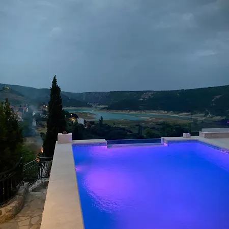 Villa Jukini Dvori With A View Of The *
