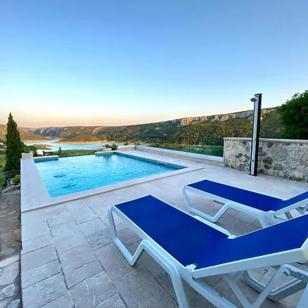 Jukini Dvori With A View Of The Villa